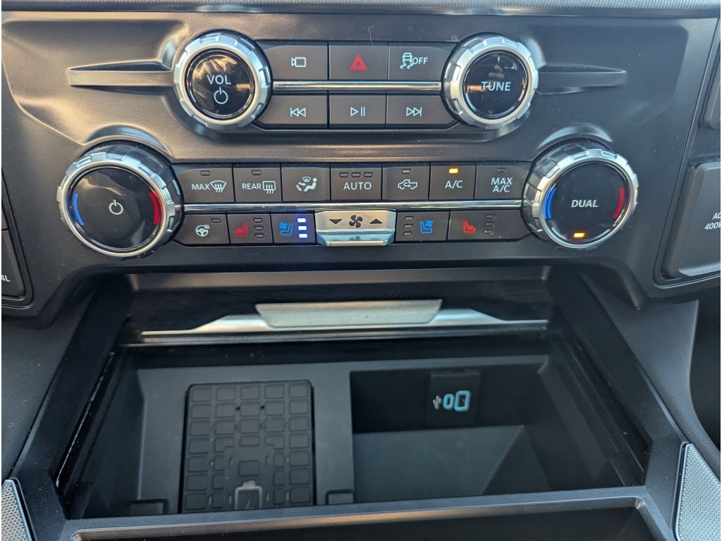 2025 Ford F-250 Platinum