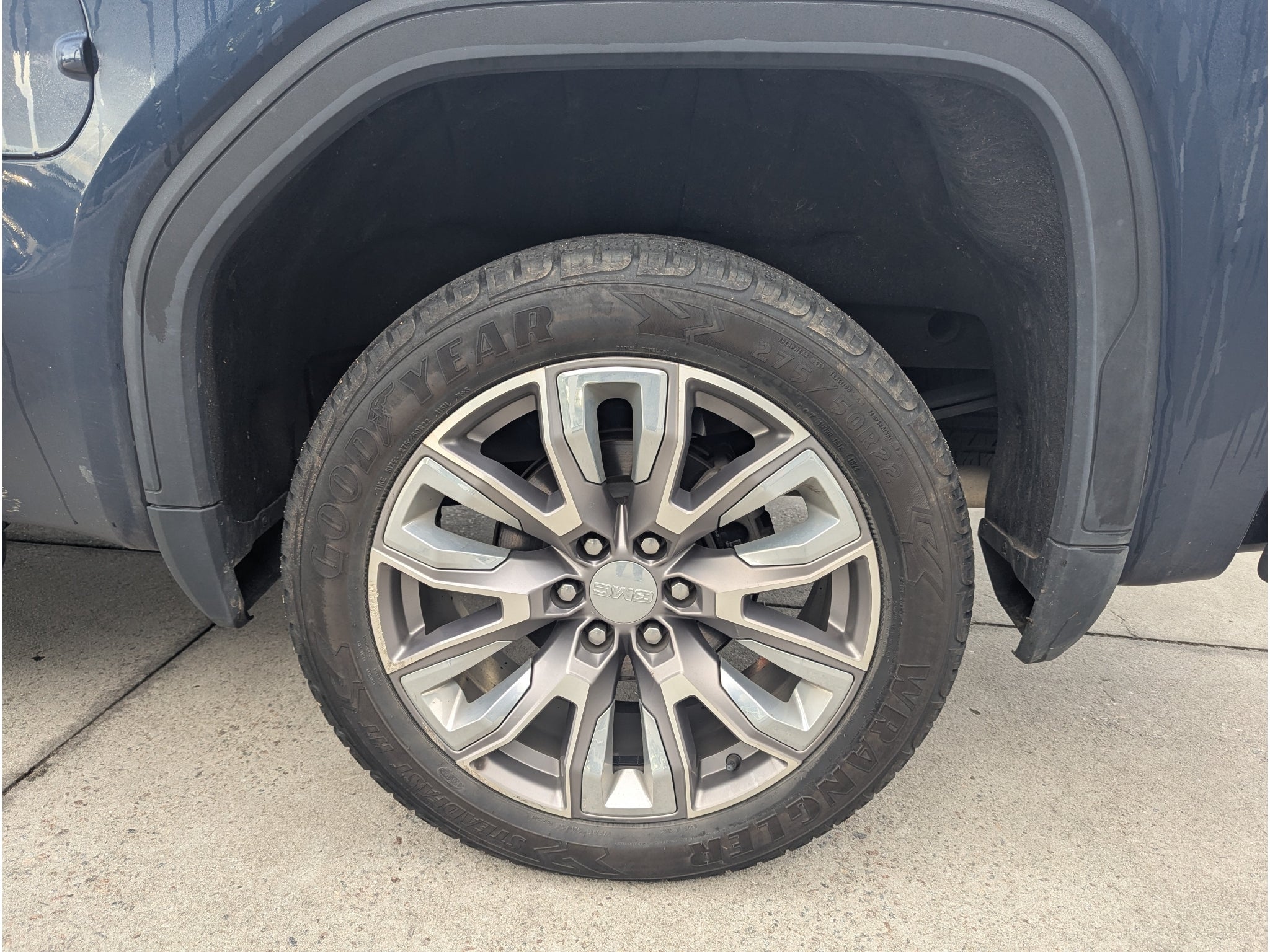2023 GMC Sierra Denali