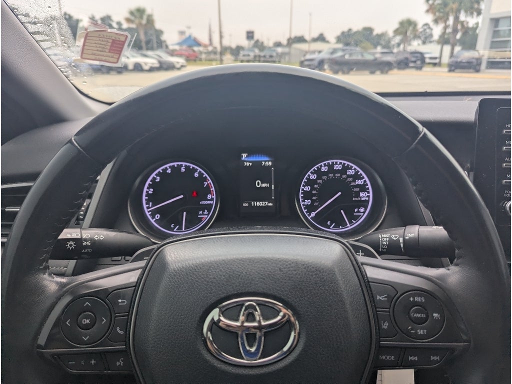 2022 Toyota Camry SE