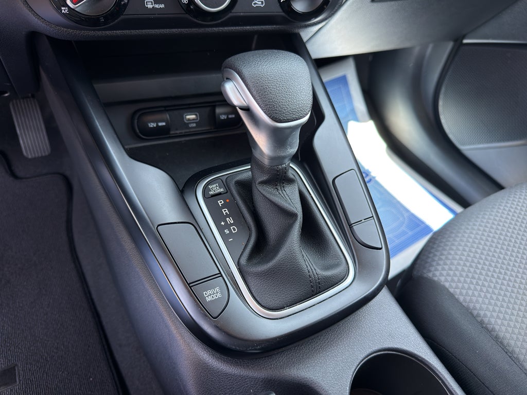 2025 Kia Soul Base