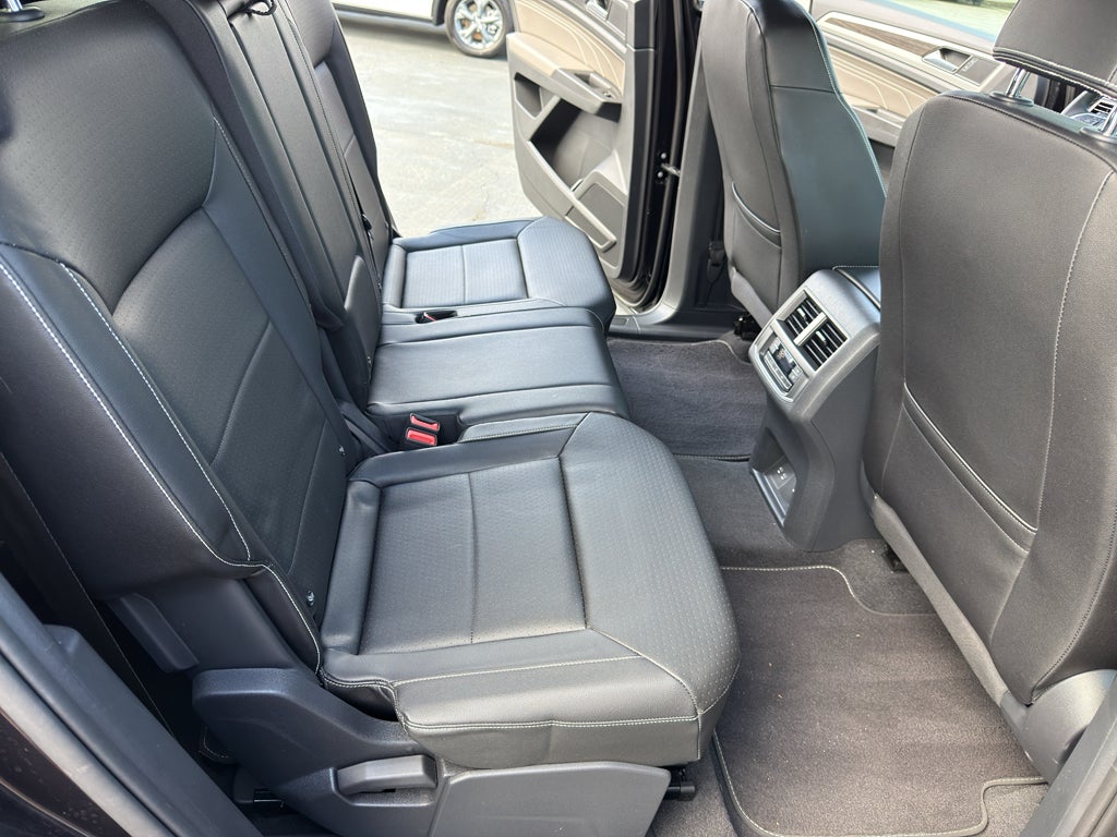2023 Volkswagen Atlas 2.0T SE w/Technology