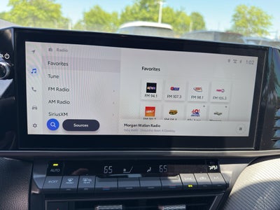 2025 Toyota Camry Hybrid SE