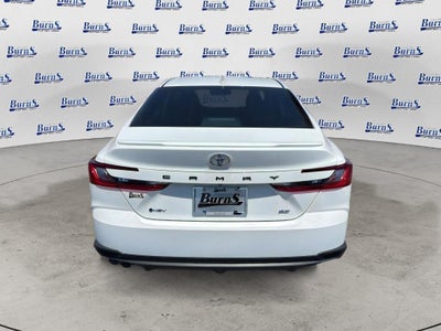 2025 Toyota Camry Hybrid SE