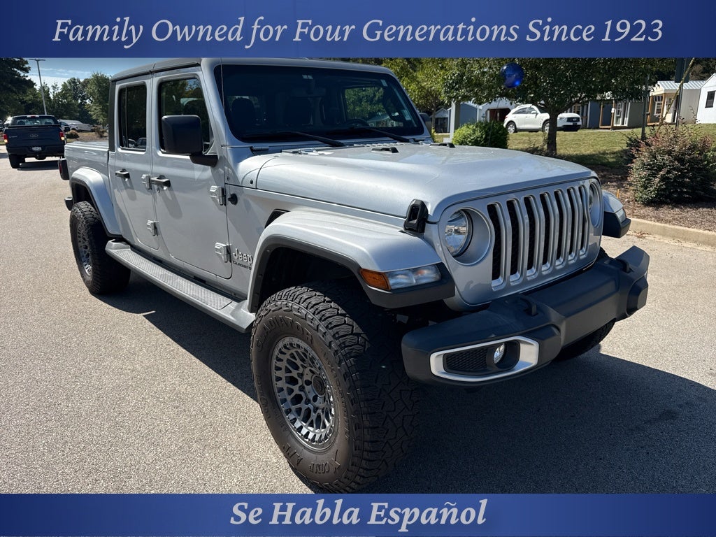 2022 Jeep Gladiator Overland