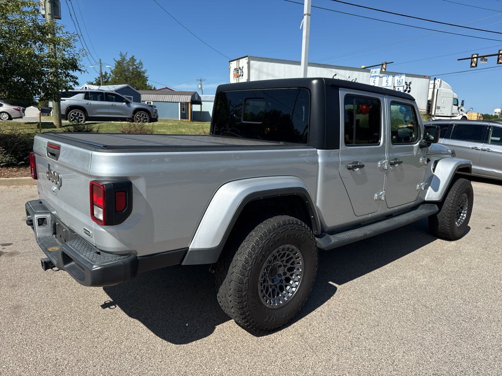 2022 Jeep Gladiator Overland