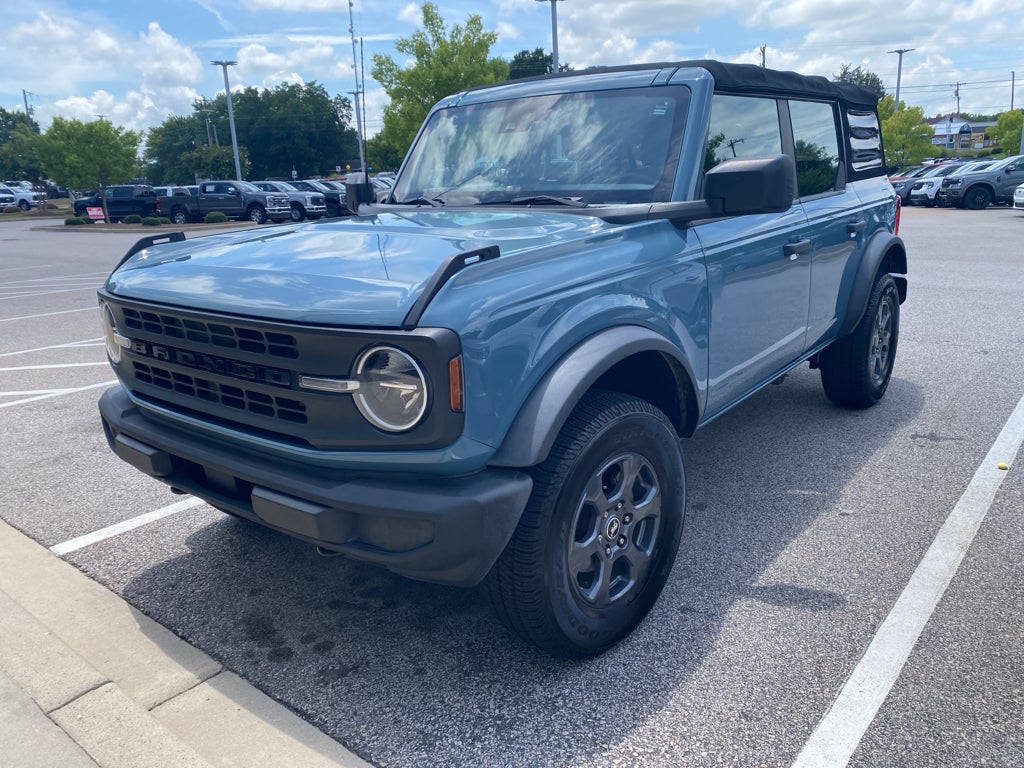 2022 Ford Bronco Base 4 Door 4x4