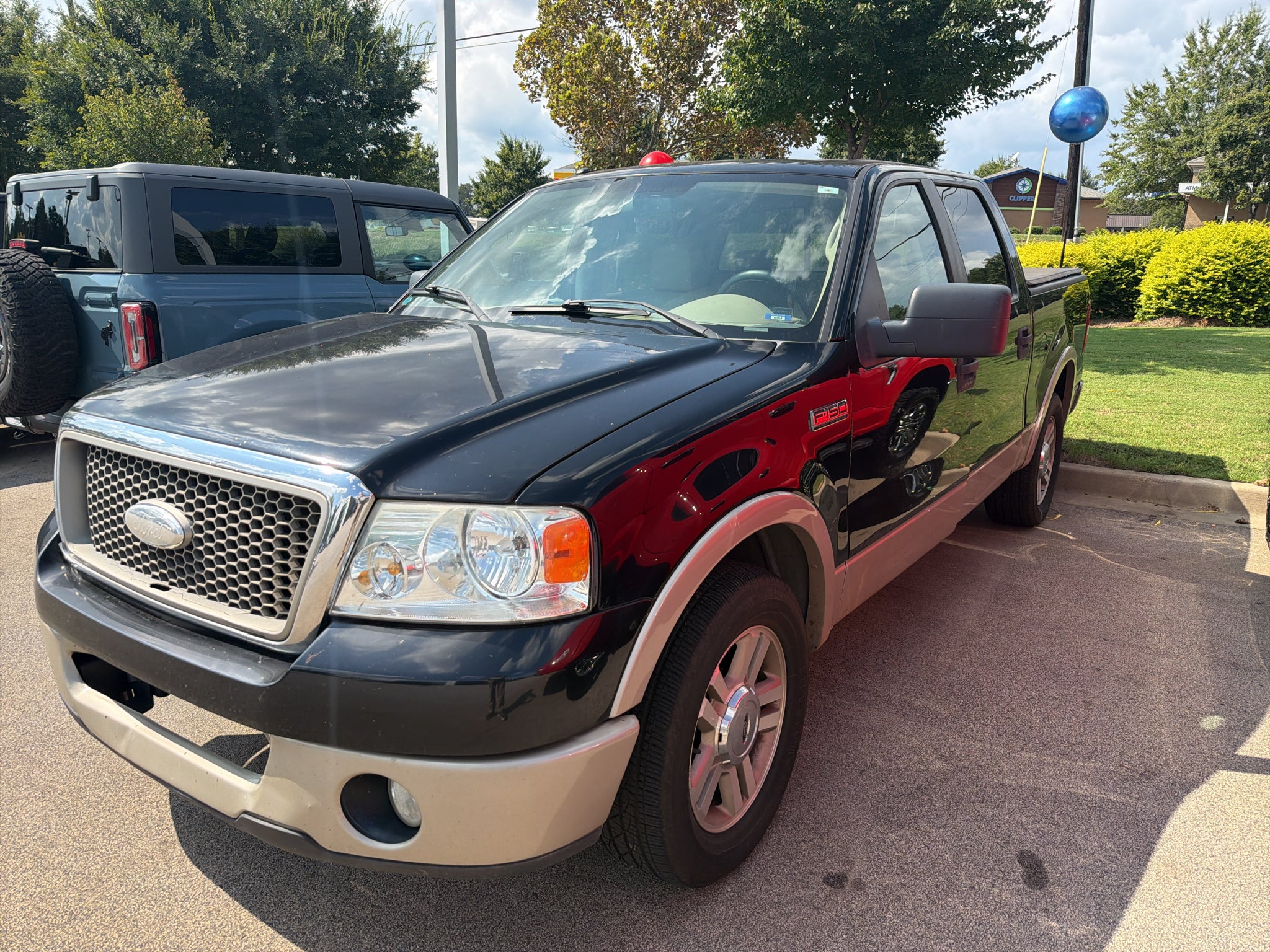 2007 Ford F-150 2WD SuperCrew 139" XLT