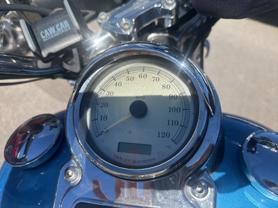 2011 Harley-Davidson FXDCI Base