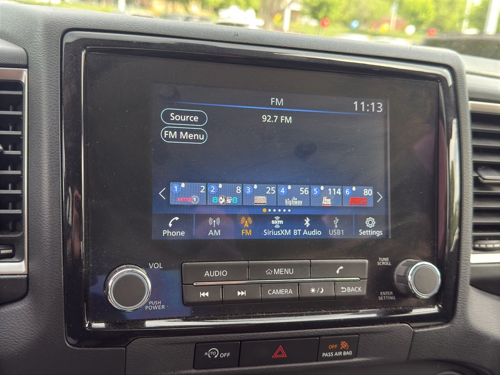 2023 Nissan Frontier SV