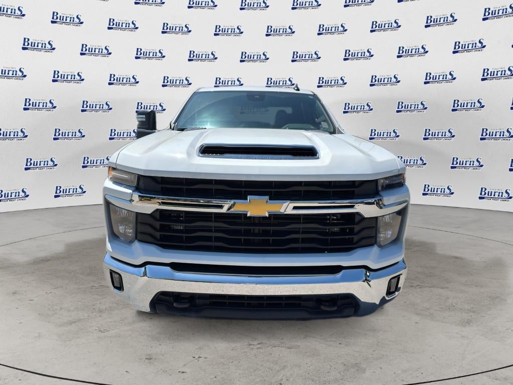 2025 Chevrolet Silverado LT