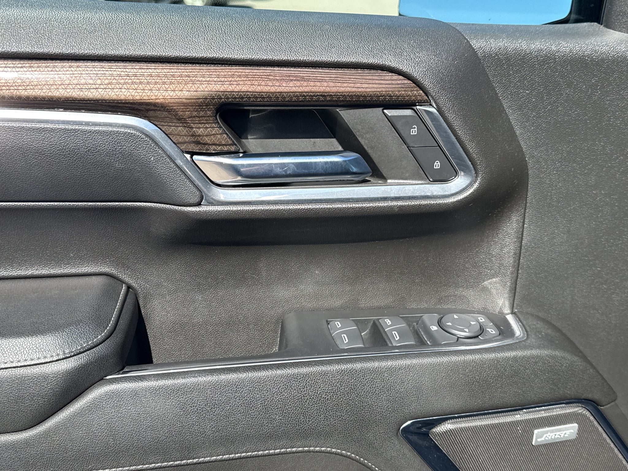 2024 Chevrolet Silverado RST
