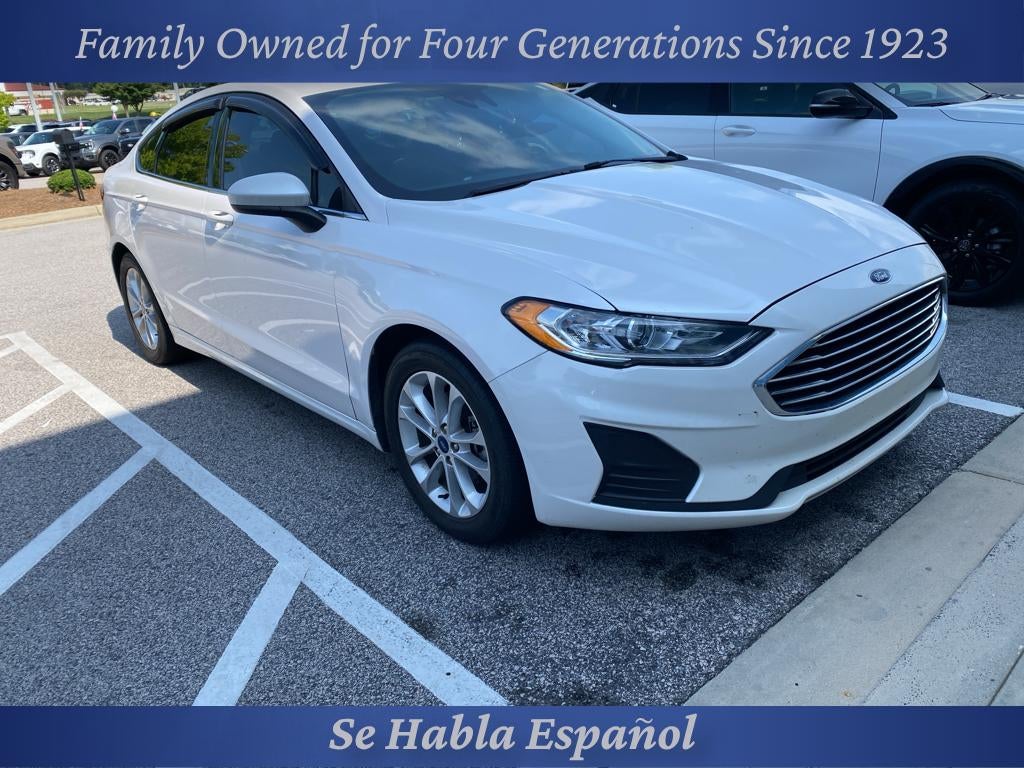 2020 Ford Fusion SE