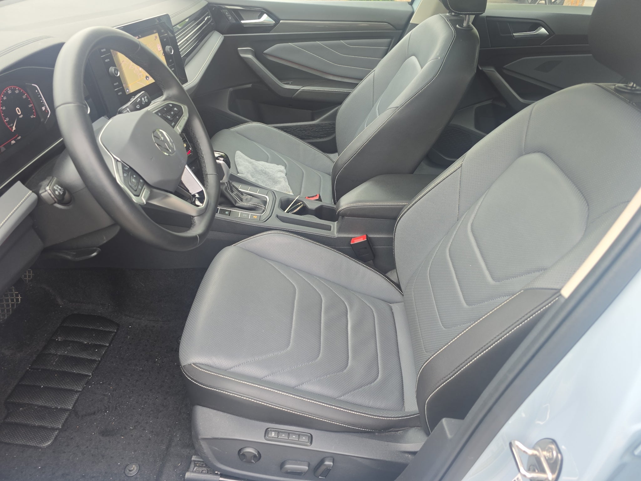 2025 Volkswagen Jetta SEL