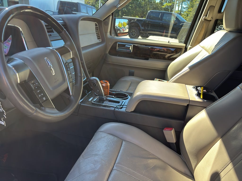 2017 Lincoln Navigator Select
