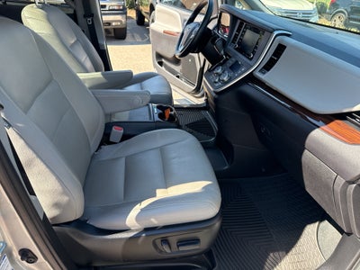 2020 Toyota Sienna Limited