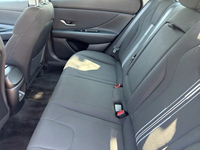 2025 Hyundai Elantra SEL Convenience