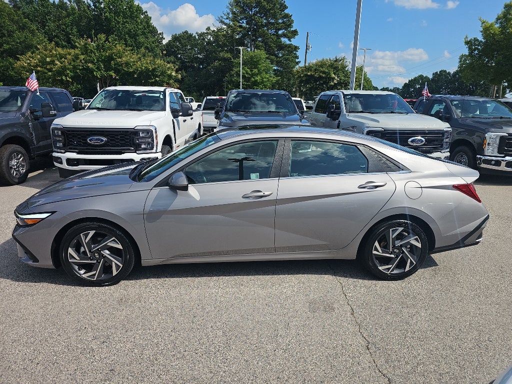 2025 Hyundai Elantra SEL Convenience