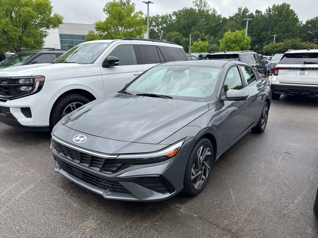 2025 Hyundai Elantra SEL Convenience