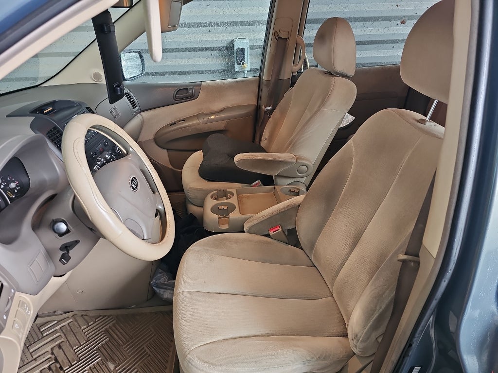 2007 Kia Sedona LX