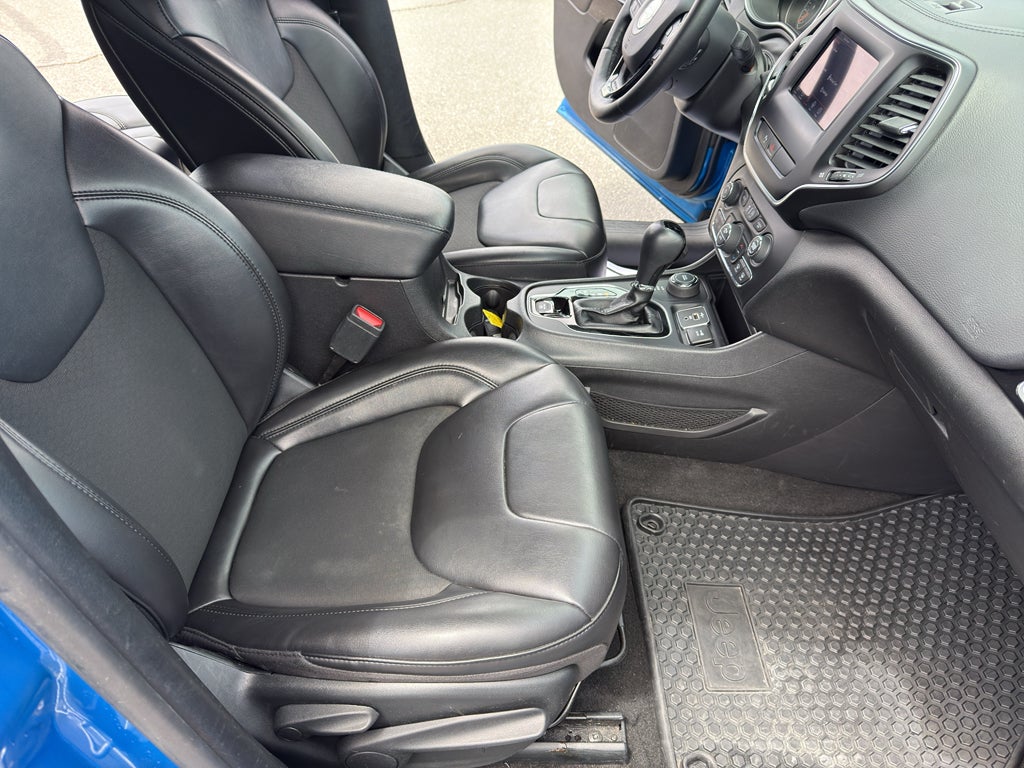 2020 Jeep Cherokee Altitude