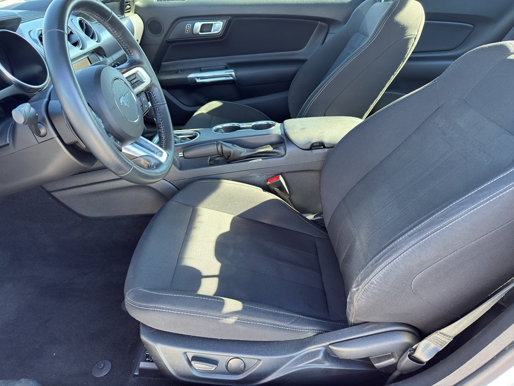 2020 Ford Mustang EcoBoost