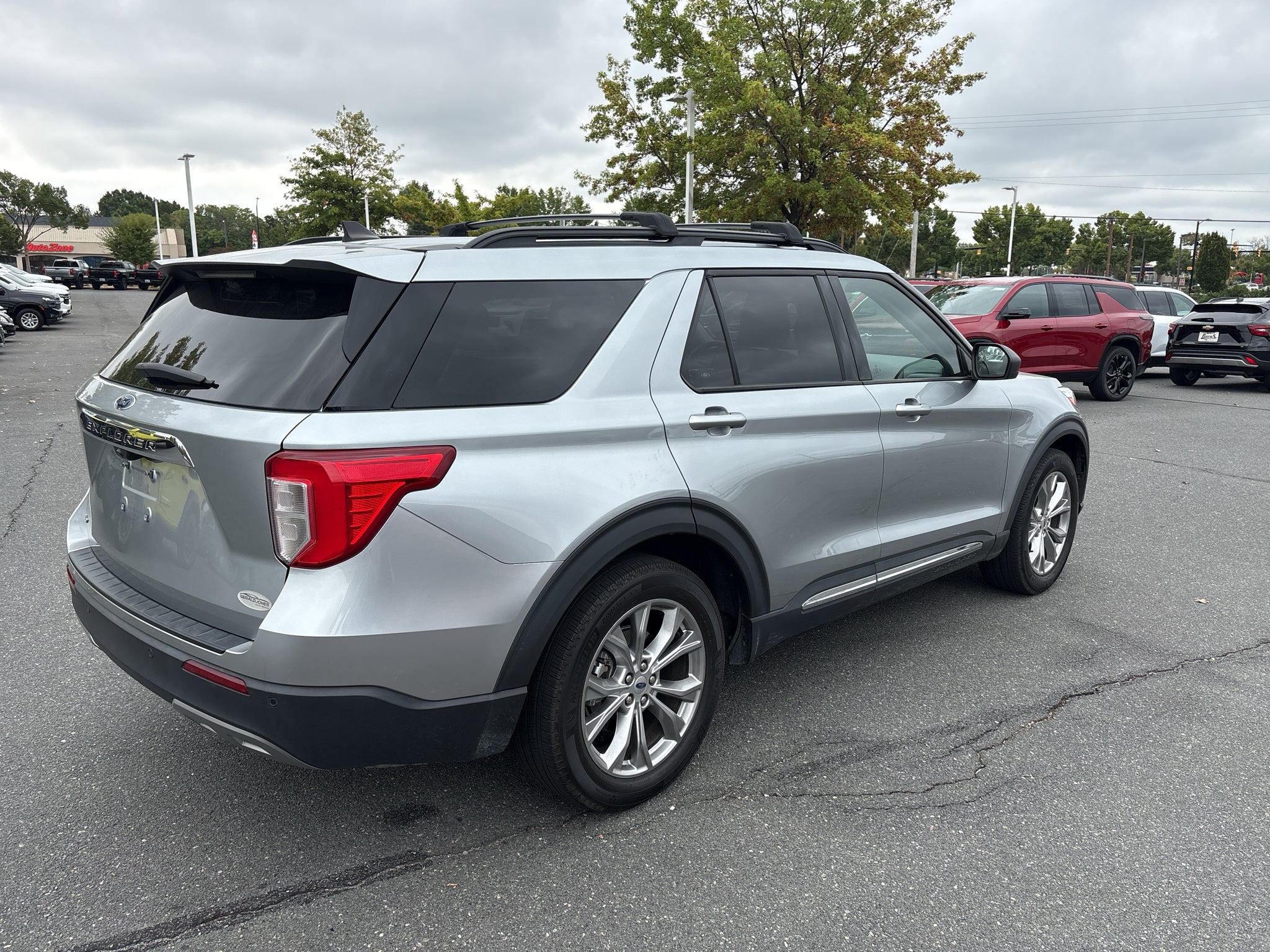 2024 Ford Explorer XLT