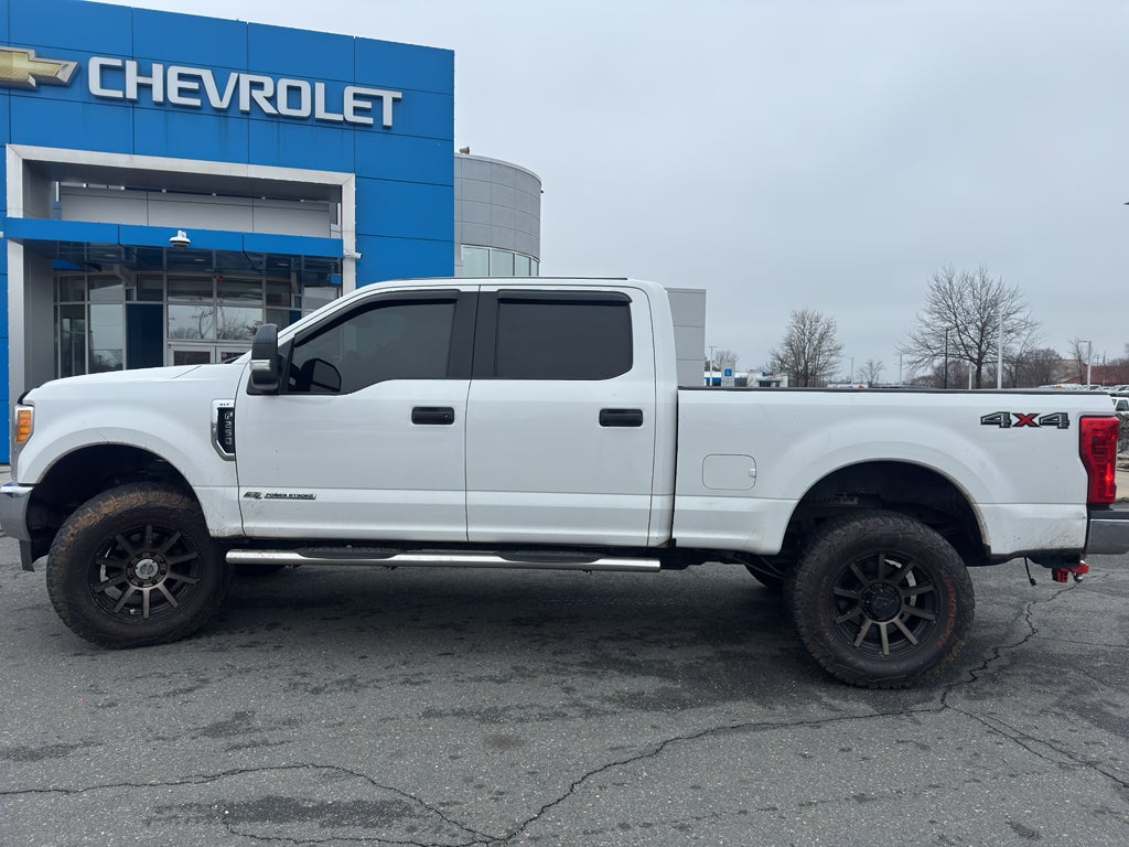 2017 Ford Super Duty F-250 SRW Lariat