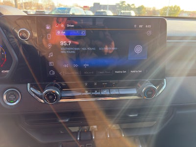 2025 Chevrolet Colorado WT/LT