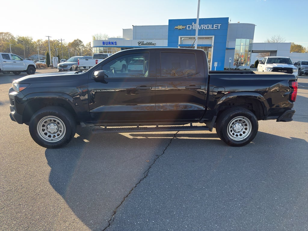 2025 Chevrolet Colorado WT/LT