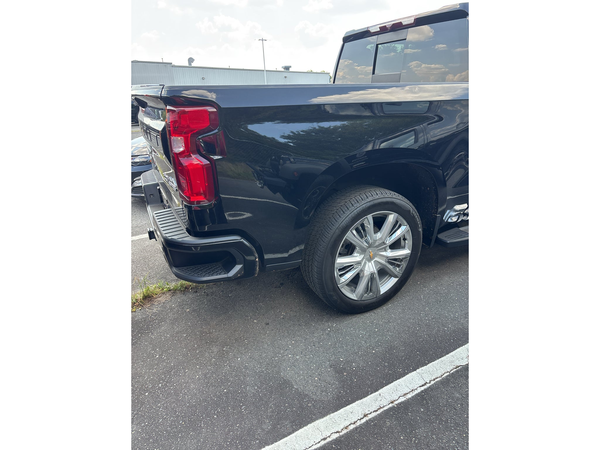 2023 Chevrolet Silverado 1500 High Country