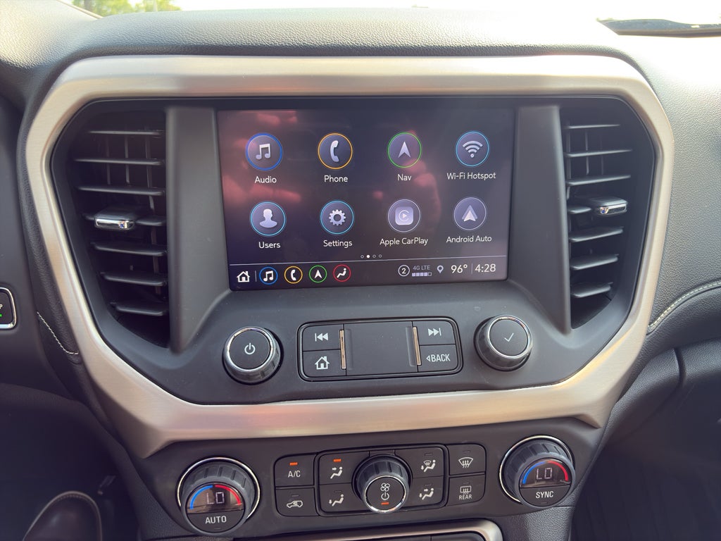2022 GMC Acadia Denali