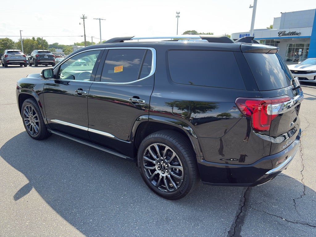 2022 GMC Acadia Denali