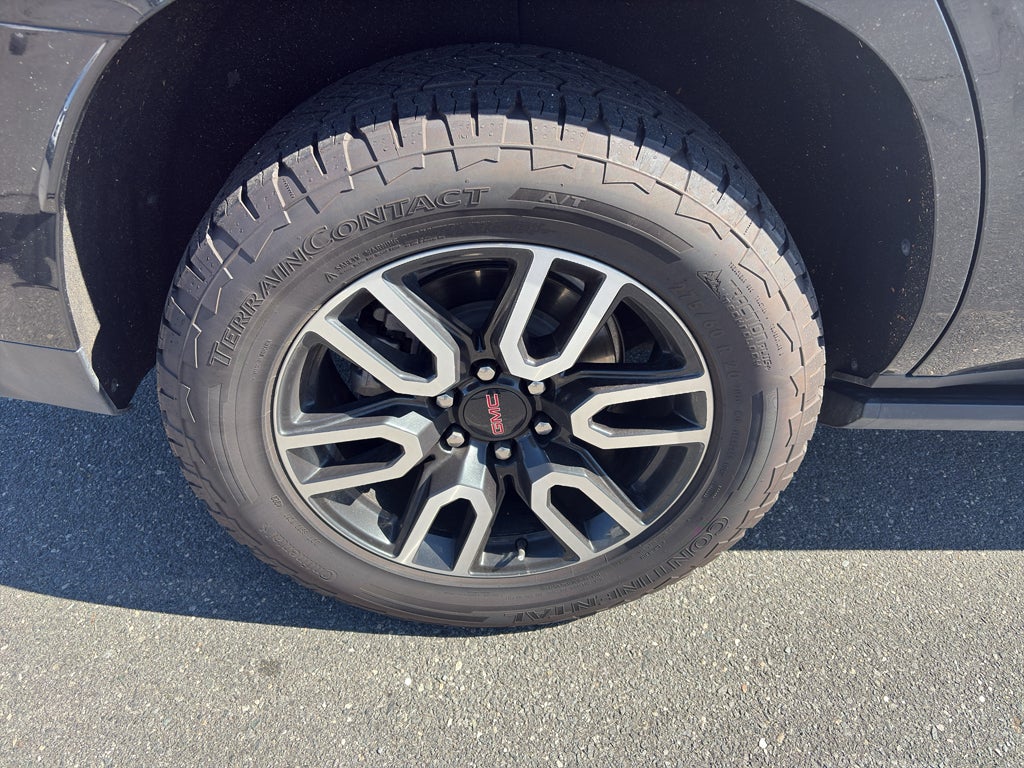 2023 GMC Yukon AT4