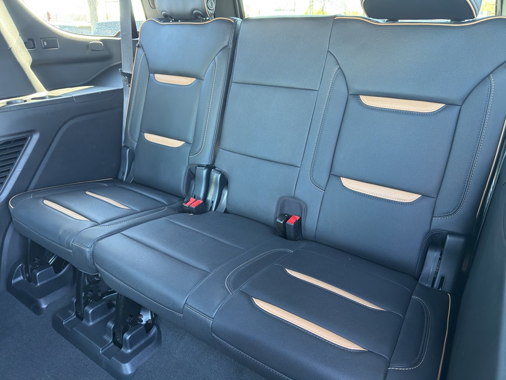 2023 GMC Yukon AT4 - Photo 23