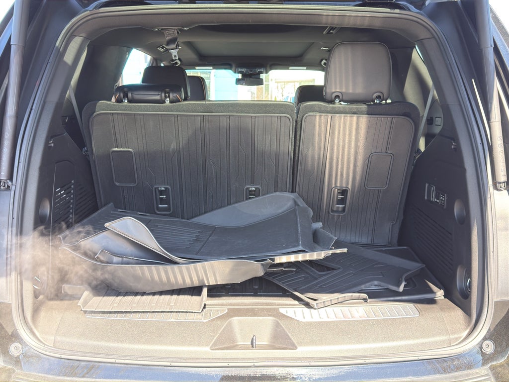 2023 GMC Yukon AT4 - Photo 27