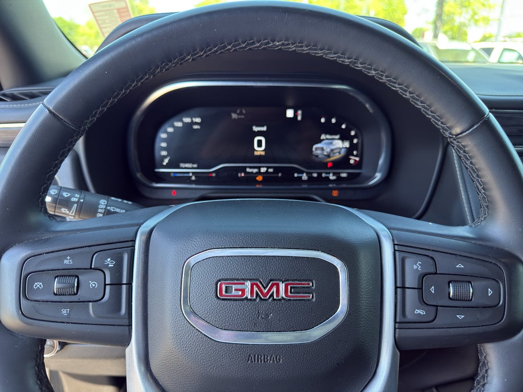 2023 GMC Yukon XL SLT