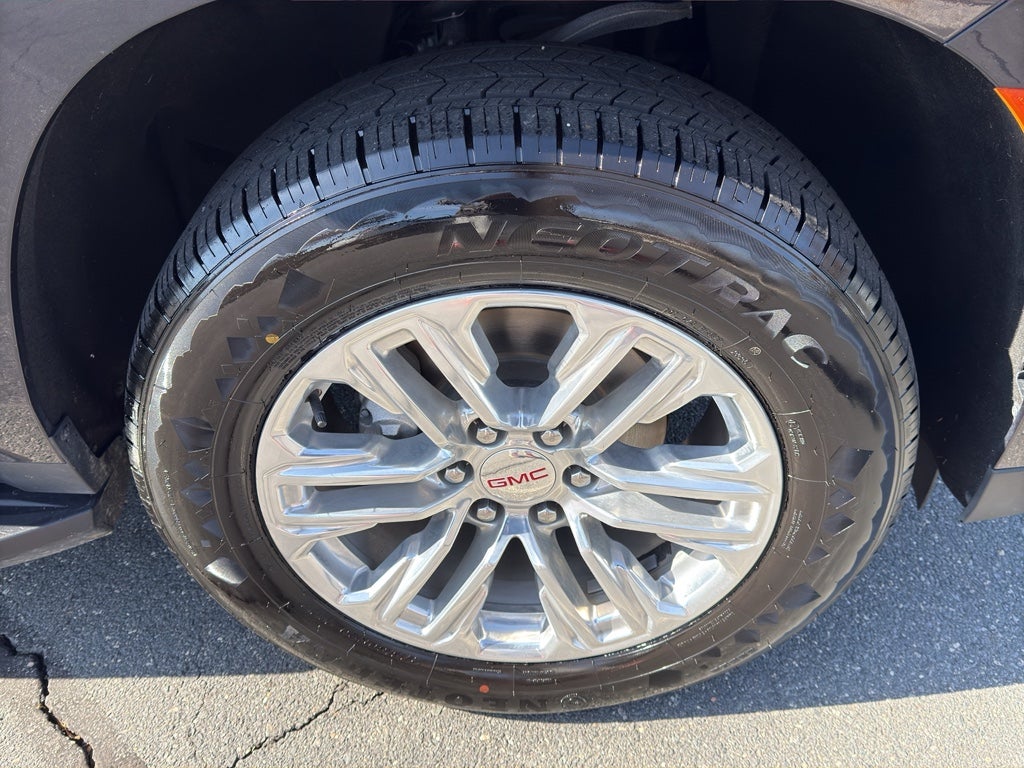 2024 GMC Yukon XL SLT