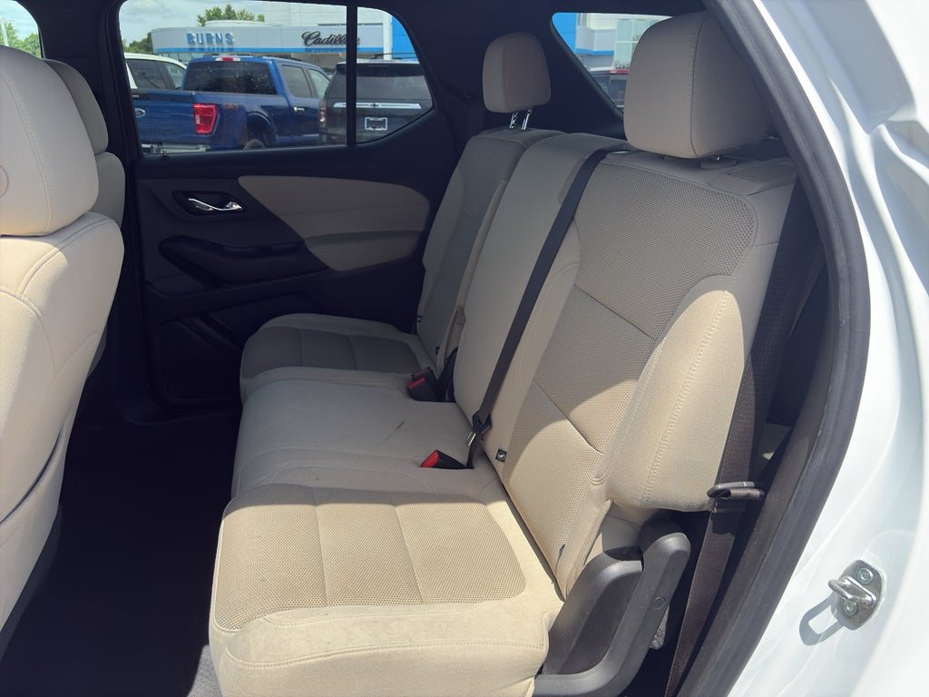 2022 Chevrolet Traverse LS