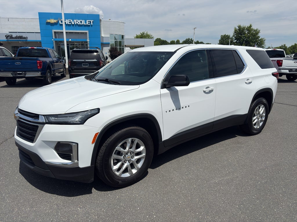 2022 Chevrolet Traverse LS