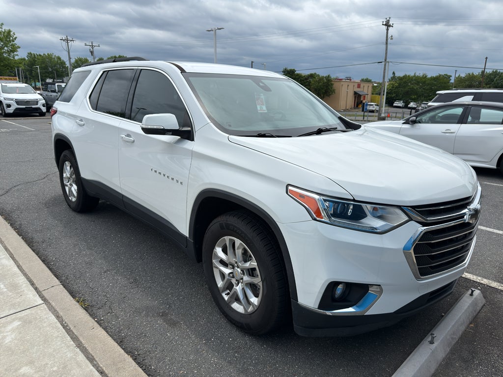 2021 Chevrolet Traverse LT Cloth