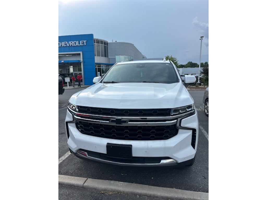 2023 Chevrolet Suburban LS