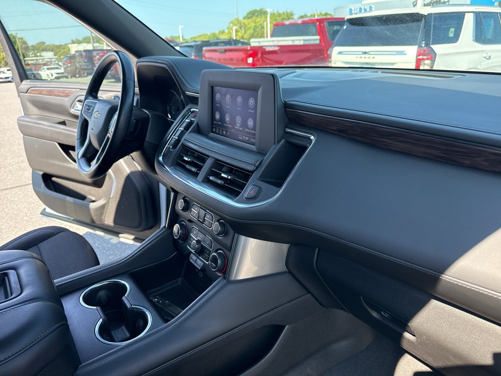 2023 Chevrolet Suburban LS