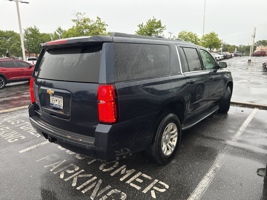 2017 Chevrolet Suburban LT
