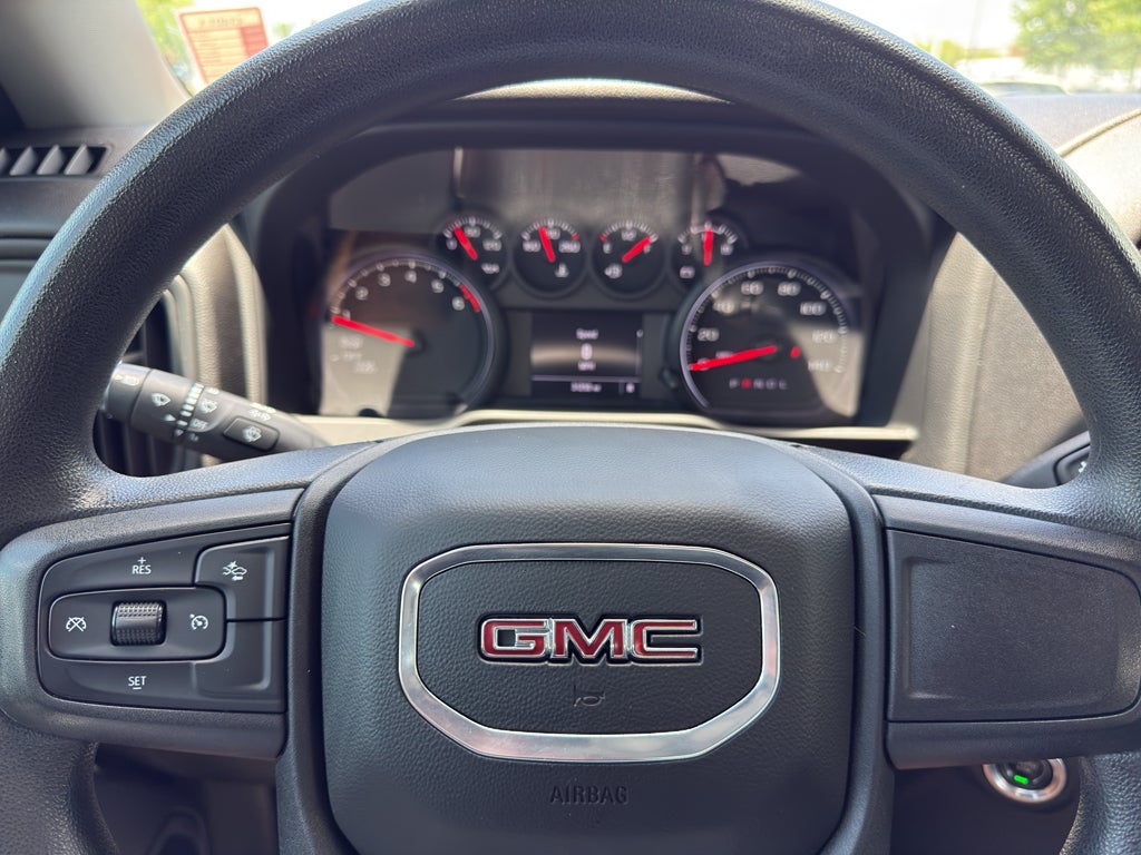 2023 GMC Sierra 1500 Pro