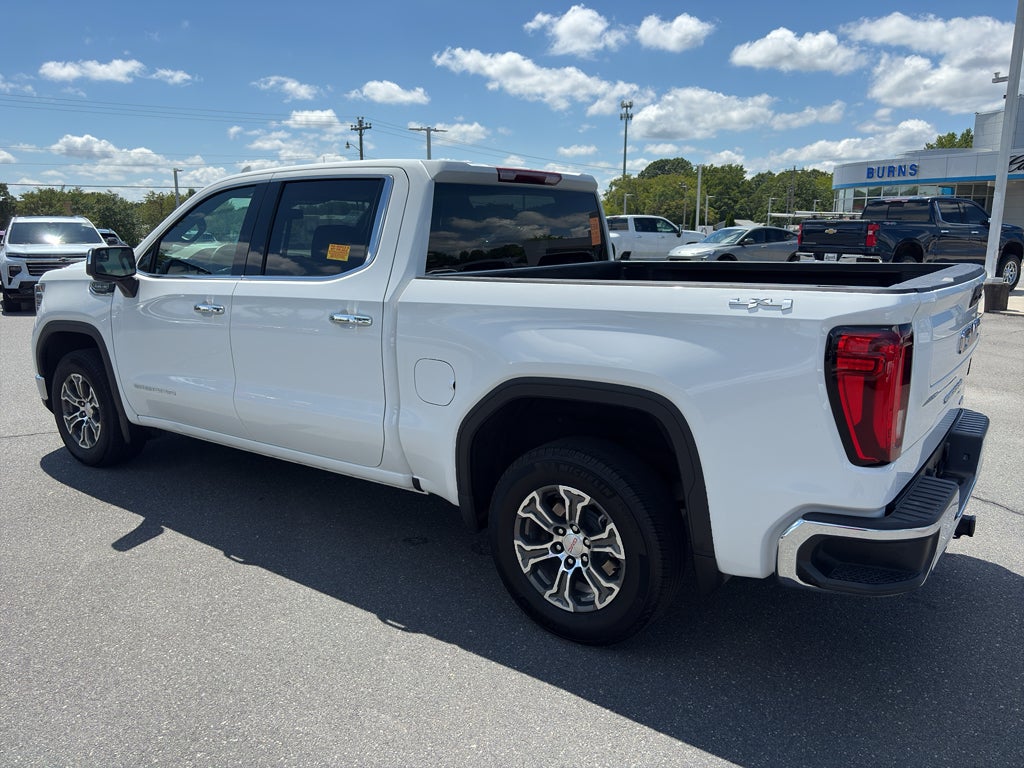 2025 GMC Sierra 1500 SLT