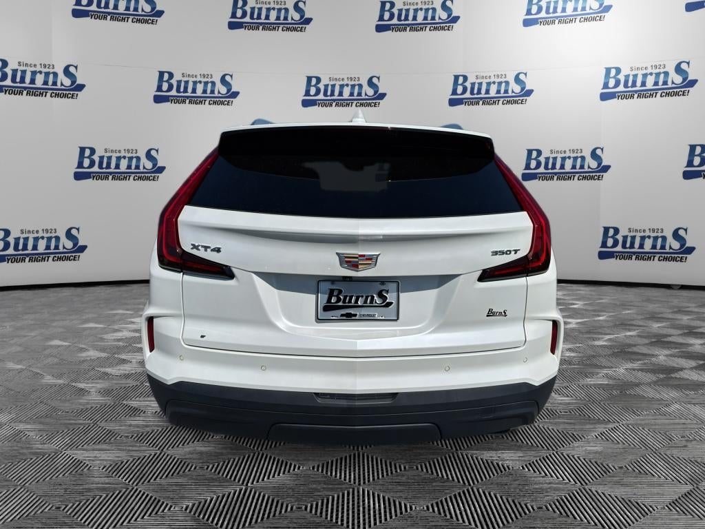 2024 Cadillac XT4 Luxury