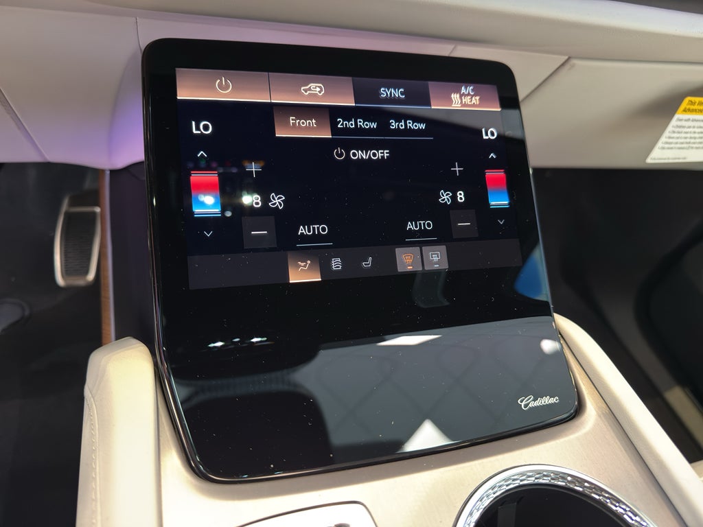 2027 Cadillac VISTIQ Luxury