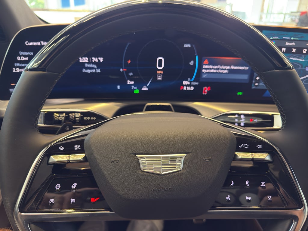 2027 Cadillac VISTIQ Luxury