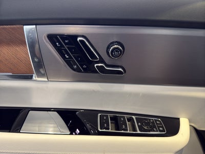2027 Cadillac VISTIQ Luxury