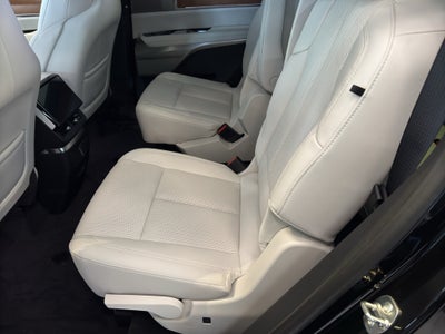 2027 Cadillac VISTIQ Luxury